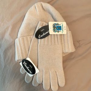 Cashmere hat/glove set.